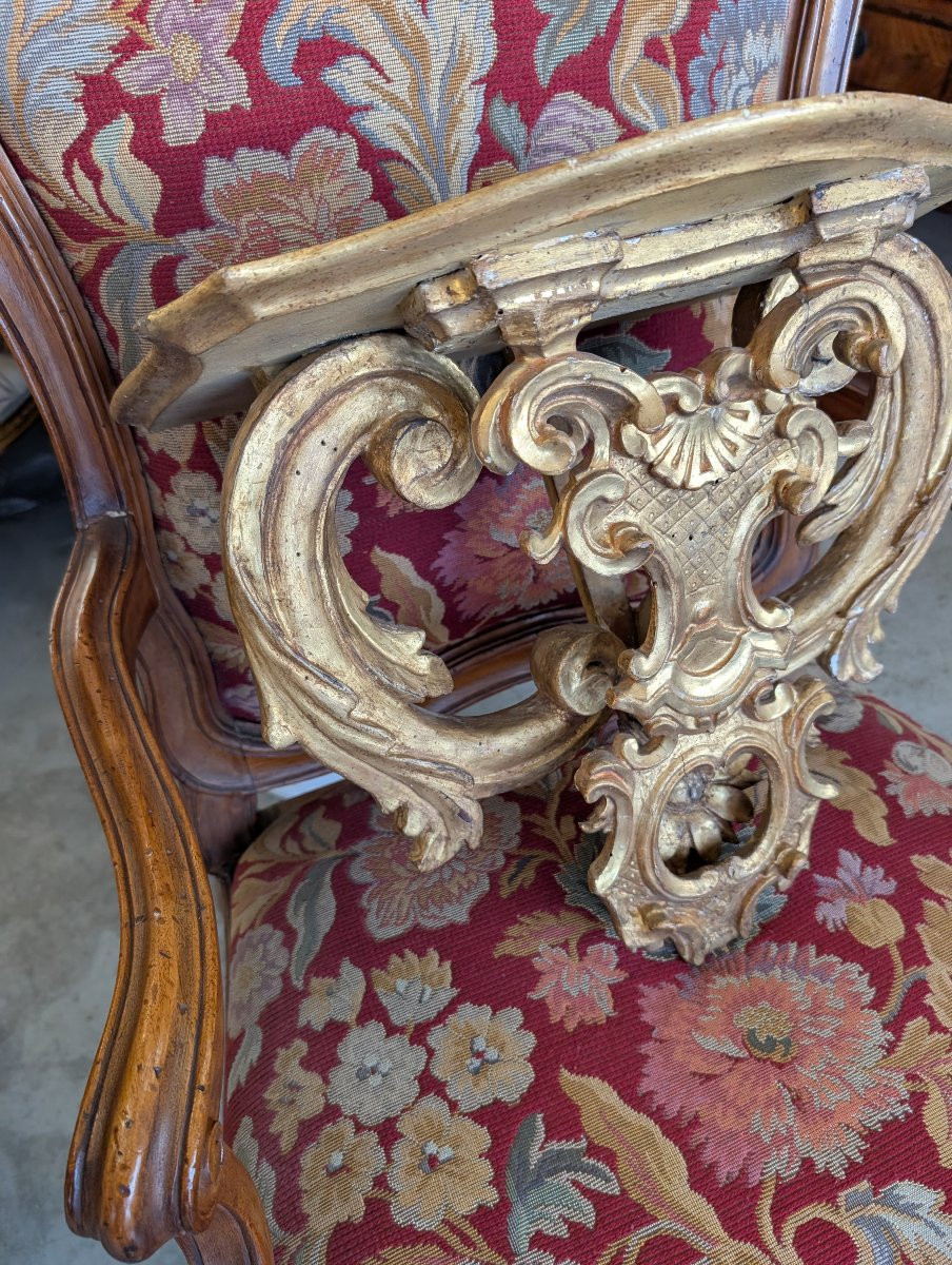 Mensola a muro con elementi intagliati e dorati del XVIII secolo-photo-3