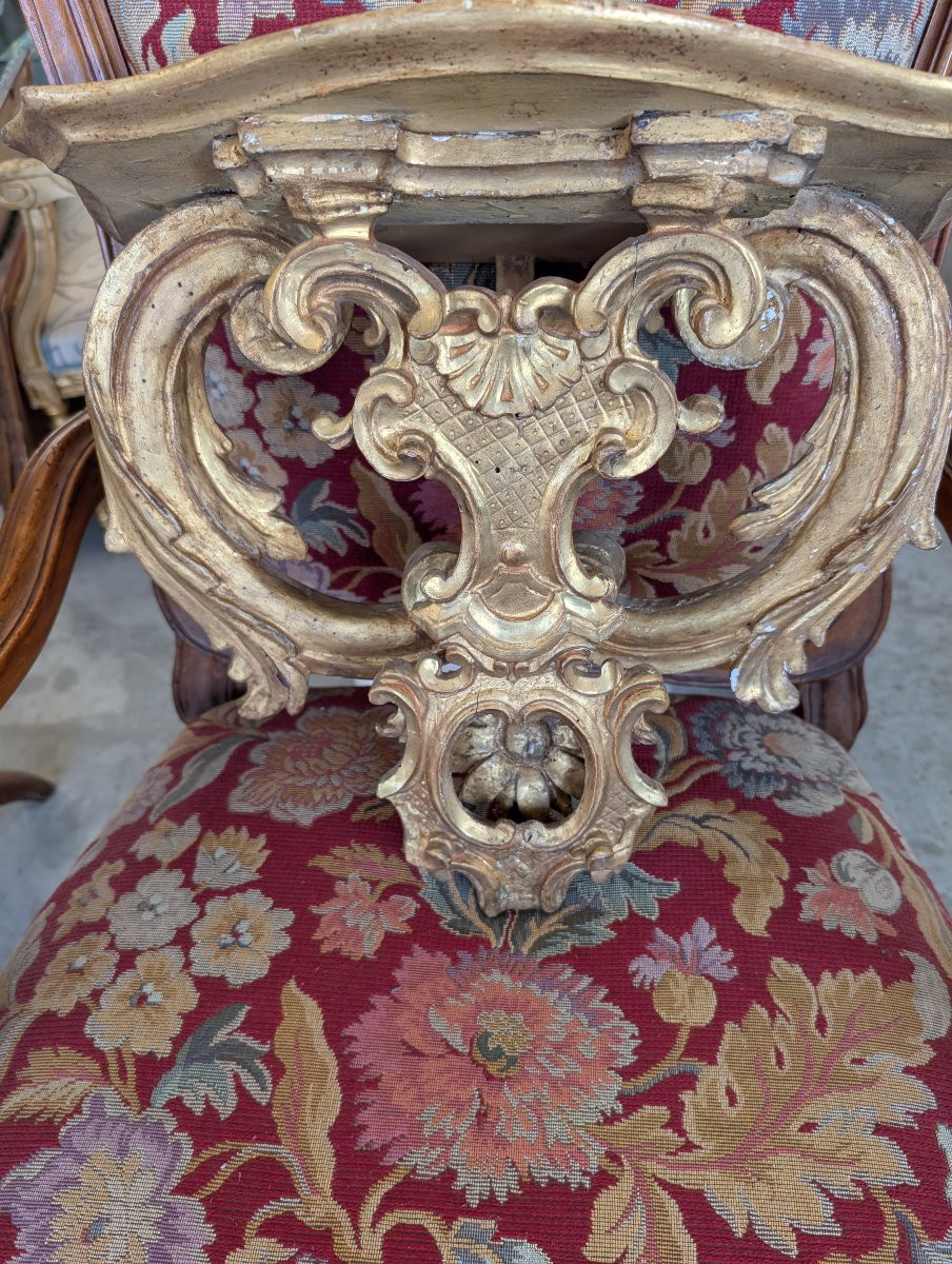 Mensola a muro con elementi intagliati e dorati del XVIII secolo-photo-7