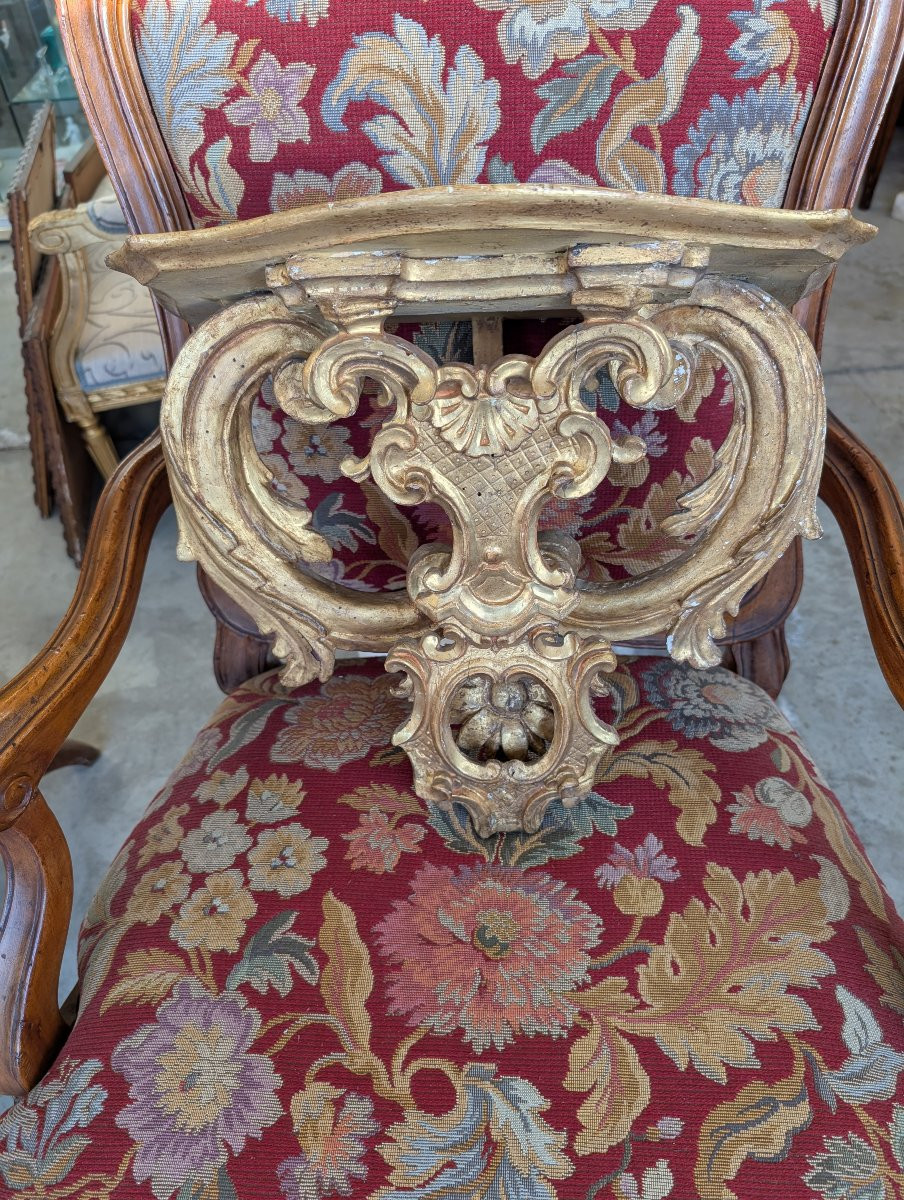 Mensola a muro con elementi intagliati e dorati del XVIII secolo-photo-8