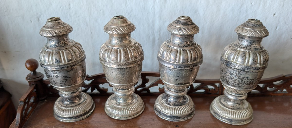 Quattro Portapalme da Altare in Metallo Argentato su Anima in Legno 