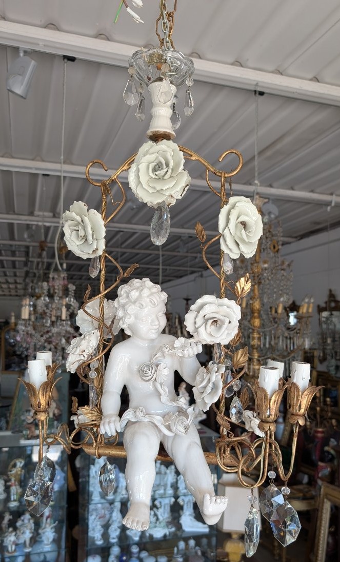 Lampadario a 6 Luci con Putto in Porcellana, Cristalli e Rose – Anni ’50-photo-6