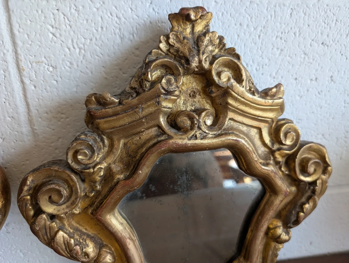 Coppia di specchierine genovesi Luigi XV in legno intagliato e dorato – XVIII secolo-photo-1