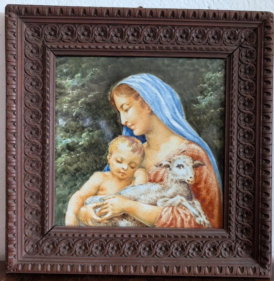 Placca in maiolica Molaroni, Pesaro – Madonna con Bambino e Agnello Inizi del XX secolo-photo-3