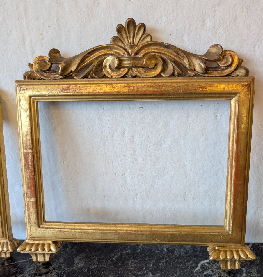 Trittico di cornici per cartaglorie in legno scolpito e dorato a oro zecchino -photo-3