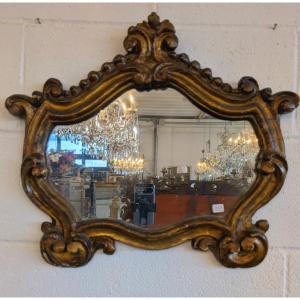 Antica cantagloria in legno scolpito e dorato a mecca