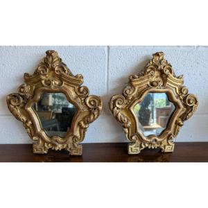 Coppia di specchierine genovesi Luigi XV in legno intagliato e dorato – XVIII secolo