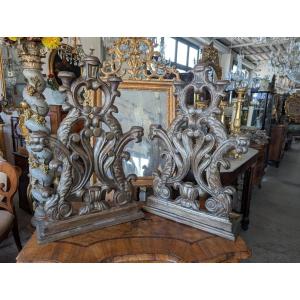 Coppia di candelieri d'altare a cinque luci in legno intagliato e argentato – Toscana, XVIII secolo