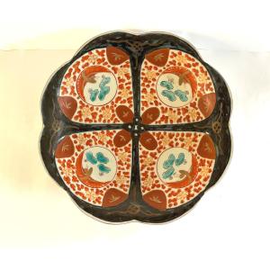 Porcelain Plate With Imari Decoration, Japan, 19th Century.