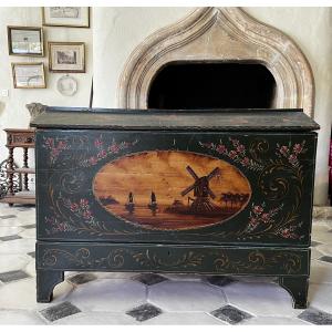 Dutch Hindeloopen Style Chest, With Hand-painted Decoration On A Dark Green Background.