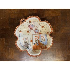 Original Japanese Porcelain Dish, Imari Design, 19th Century.