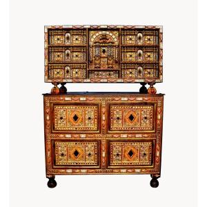 Bargueño Salmantino - 20th Century - Walnut, Polychrome Bone, And 24 Carat Gold Leaf
