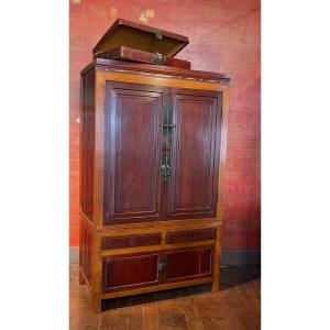 Two-tone Firwood Wardrobe In Two Bodies