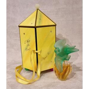 Lalique Nina Ricci l'Air Du Temps Dove Bottle In Green Crystal 