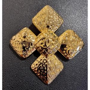 Chanel Gold Brooch 