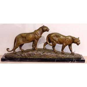 Louis Riché Bronze Sculpture 2 Lionesses Art Deco 1920-1925