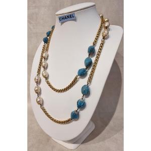 Chanel Sautoir Necklace In Gold-plated Metal With Pearly And Blue Baroque Glass Beads Vintage 1980