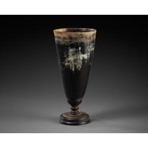 Cup On Foot In Horn - Germany - Circa 1700