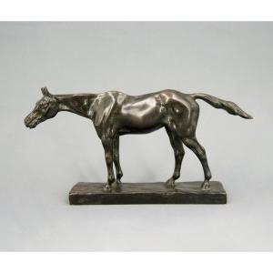 Horse, "esméralda Au Pré" - Bronze By Gaston d'Illiers (1876 - 1932)