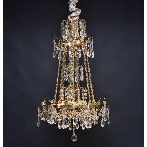 Gustavian Style Chandelier In Gilded Brass And Crystal