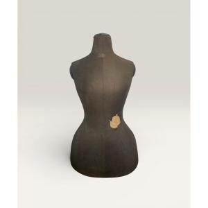 Wasp Mannequin Nap III