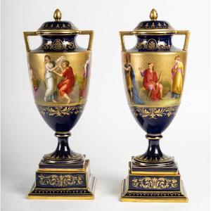 A.kaufmann (after) - Pair Of Ornamental Vases In Vienna Porcelain. 19th Century