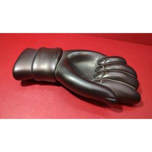 Jean Marais (1913-1998) - Empty Pocket Figuring A Hand In Red Earthen Glazed Black Gloss.
