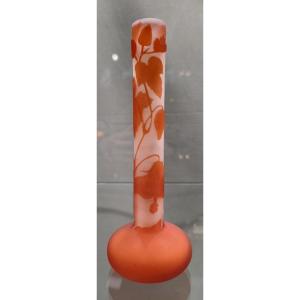 Ets Gallé 1904/1936 - Tubular Vase Decorated With Orange Abutillons On A White Background.