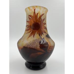 Daum Nancy Vase “dalhia”
