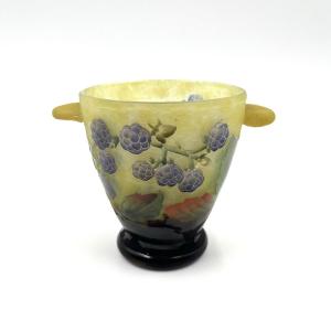 Daum Nancy "mures" Vase