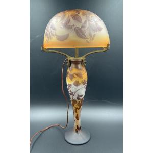 Emile Gallé Lamp With Art Nouveau Wisteria Decoration 
