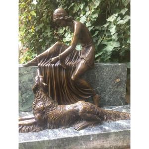 Bronze Demeter Chiparus 1886 - 1947, Woman In Art Deco Attire Feeding Her Dog 
