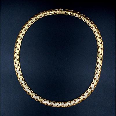 Yellow And Brilliant Gold Ribbon Necklace