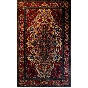 Fine Persian Isfahan Rug, Wool, 19th Century.