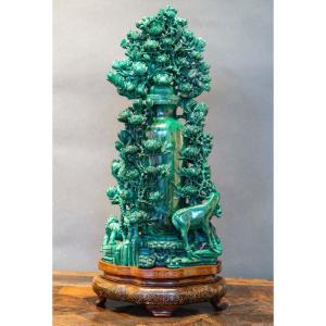Important Covered Vase In Carved Malachite With Decoration Of Cranes And Deer Amongst Pine Branches
