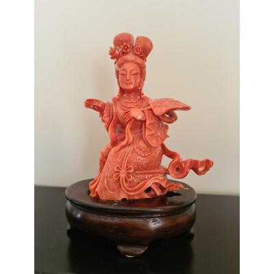 Coral China Late 19th - Woman With A Fan