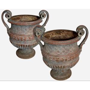 Important Pair Of Cast Iron Garden Vases, Fonderie Du Val d'Osne, France, Circa 1850