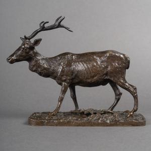 Sculpture - The Walking Deer , Pierre-jules Mêne (1810-1879) - Bronze