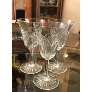 Saint Louis Suite Of 8red Wine Glasses All Signs