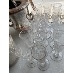 Baccarat  18  Flutes Clermont Model , Unsigned As They Are From The End Of The 19th Century