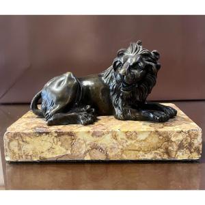 Bronze Lion 