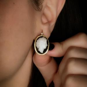 Earrings With Feminine Cameos