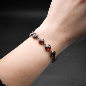 Bracelet In 18-carat Gold And Perpignan Garnets - France, Late 19th Century