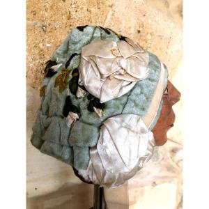 Textile Capote Bonnet Debut XIXth Century Pink Silk Embroidery