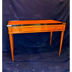 Tric-trac Game Table In Blond Exotic Wood Veneer. Louis XVI Period