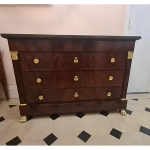 Belle Et Grande Commode époque Empire Vers 1812 En Acajou Flammé.