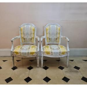 Paire De Fauteuils époque Louis XVI En Bois Laqué Vers 1785. 