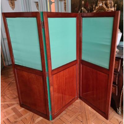Elegant Mahogany Screen From The End Of The Eighteenth Or Beginning Of The XIXth