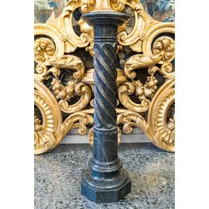 19th Century Green Marble Column With Rotating Top