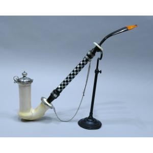Debrecen Type Pipe With Superb Stem In Ebony, Mother Of Pearl And Tortoiseshell Datable Circa 1840/1850