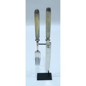 Fruit Cutlery Dated Around 1806 With Spiral Mother-of-pearl Handles